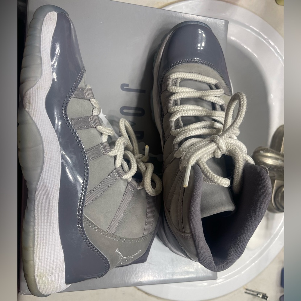 Size 5y cool grey 11